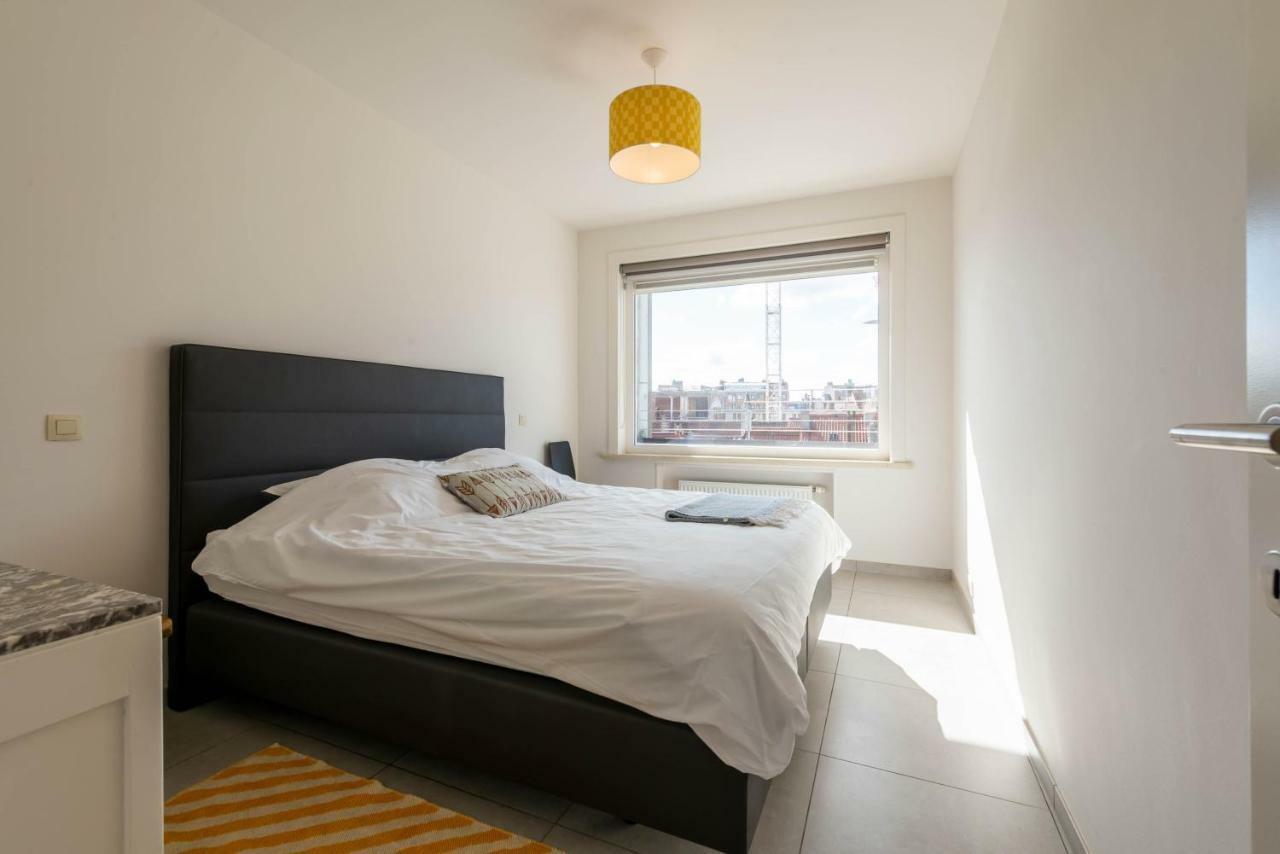 Modern Apartment With Free Parking Ostend Exterior photo