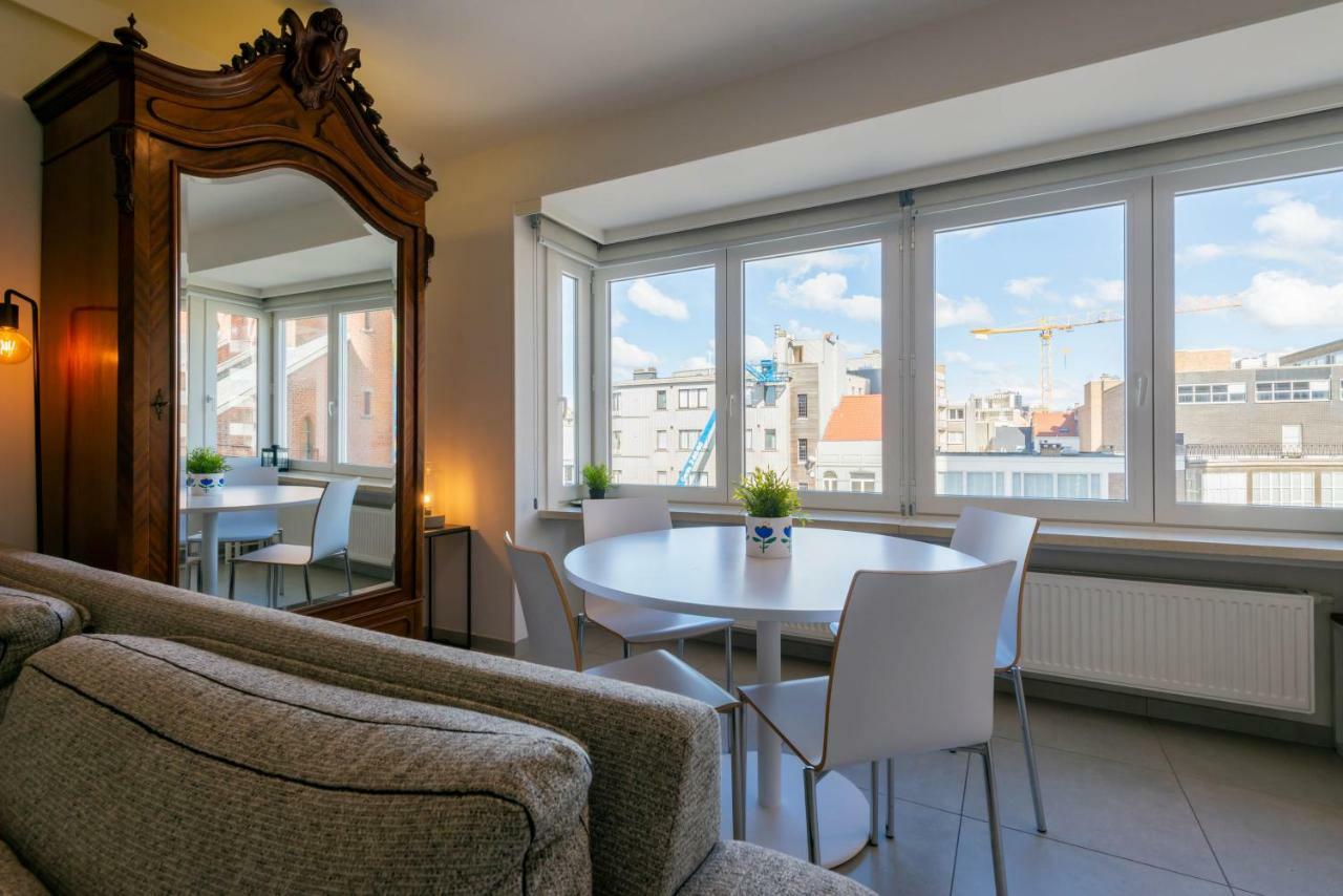 Modern Apartment With Free Parking Ostend Exterior photo