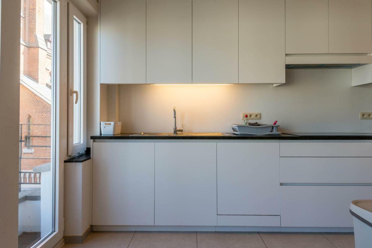 Modern Apartment With Free Parking Ostend Exterior photo